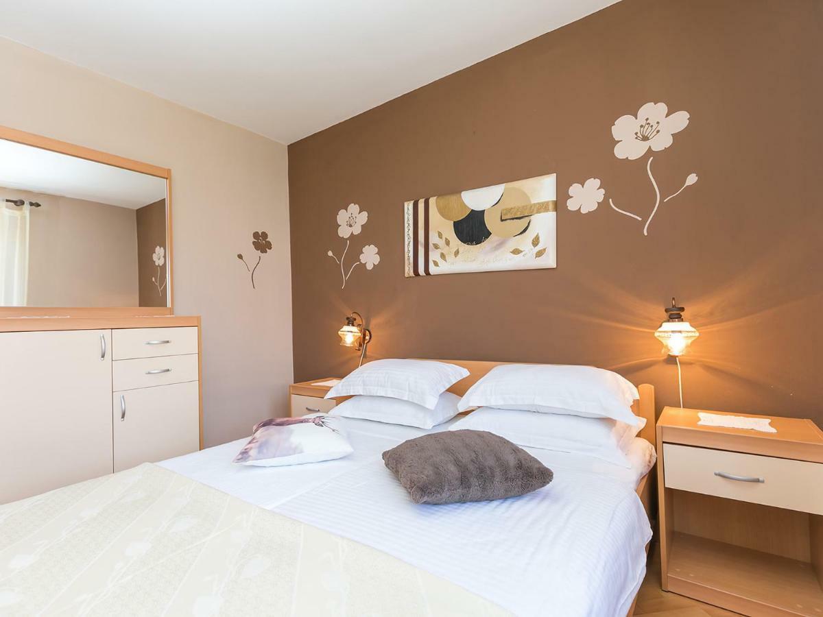 Apartments Nada Vrsar Εξωτερικό φωτογραφία