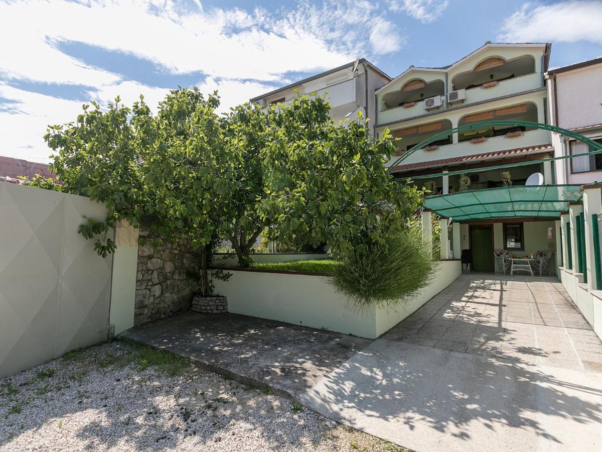 Apartments Nada Vrsar Εξωτερικό φωτογραφία